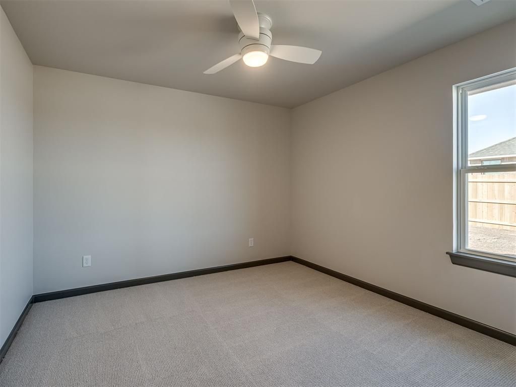 Image 19 of property listing at 4401 Maxine Drive, Choctaw, OK 73020