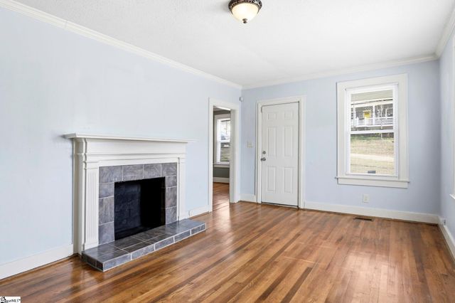 211 Lowndes Hill Road, Greenville, SC 29607