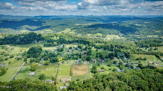 782 Harr Town Road, Blountville, TN 37617