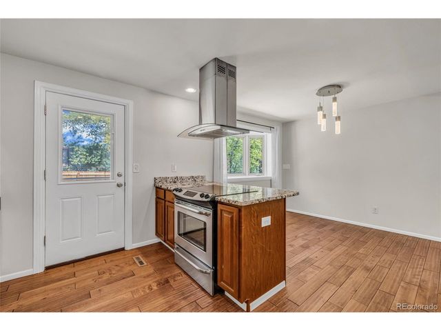 7064 Yates St, Westminster, CO 80030