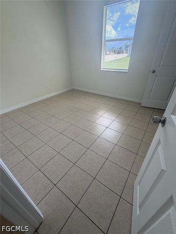 3117 25TH ST SW, Lehigh Acres, FL 33976