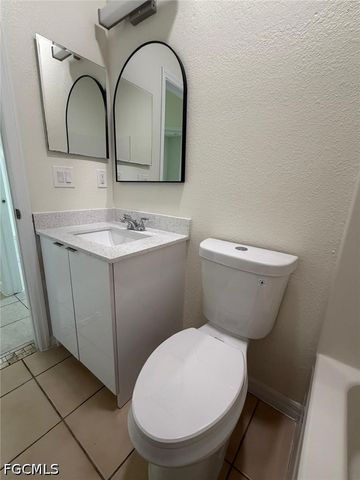3117 25TH ST SW, Lehigh Acres, FL 33976
