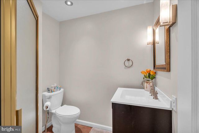 405 LINCOLN AVE, Bellmawr, NJ 08031