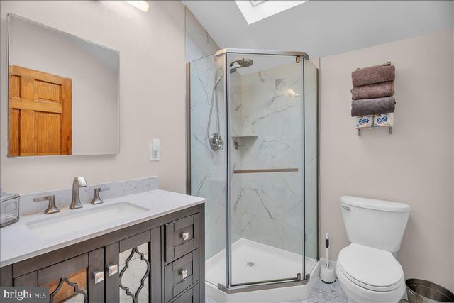 405 LINCOLN AVE, Bellmawr, NJ 08031