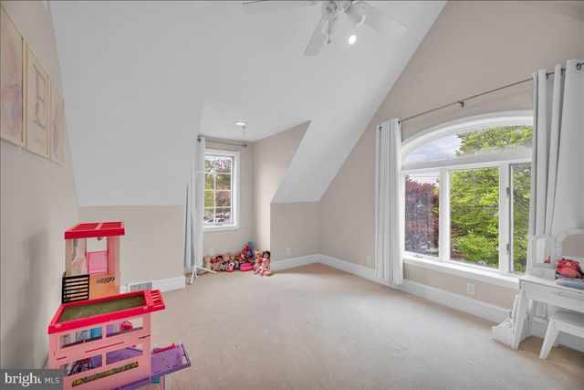 405 LINCOLN AVE, Bellmawr, NJ 08031