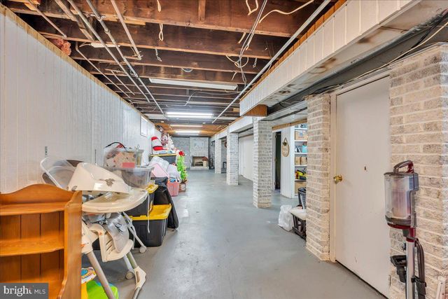 405 LINCOLN AVE, Bellmawr, NJ 08031