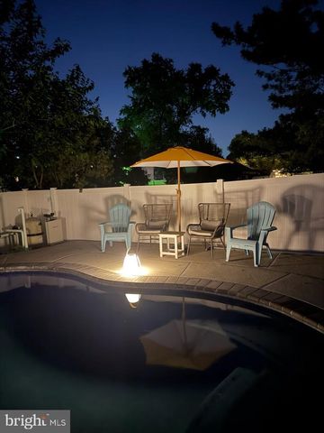 405 LINCOLN AVE, Bellmawr, NJ 08031