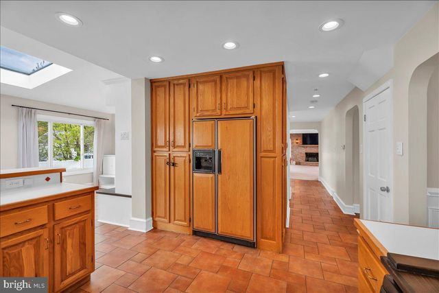 405 LINCOLN AVE, Bellmawr, NJ 08031