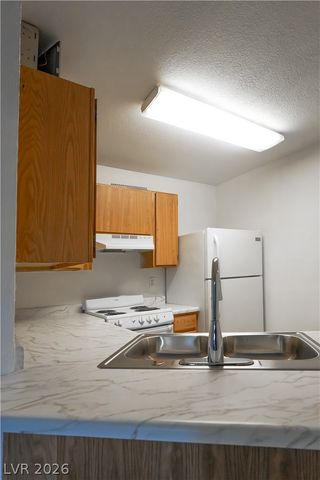 510 Elm Drive 106, Las Vegas, NV 89169