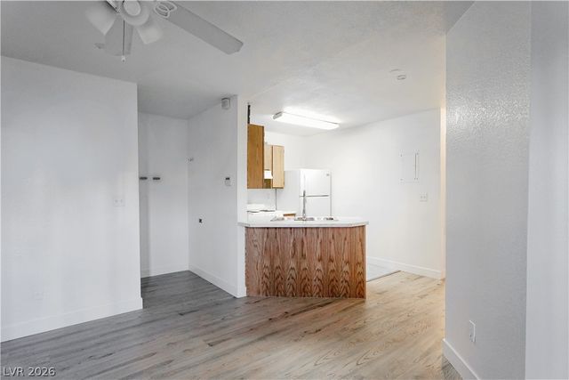 510 Elm Drive 106, Las Vegas, NV 89169