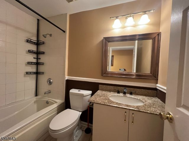 79 Rhyan Dr, Parsippany-troy Hills Twp., NJ 07054