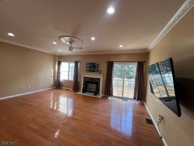 79 Rhyan Dr, Parsippany-troy Hills Twp., NJ 07054