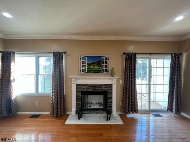 79 Rhyan Dr, Parsippany-troy Hills Twp., NJ 07054