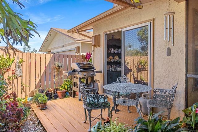 6486 Royal Woods DR, Fort Myers, FL 33908