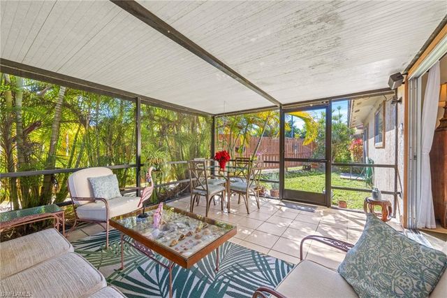 6486 Royal Woods DR, Fort Myers, FL 33908