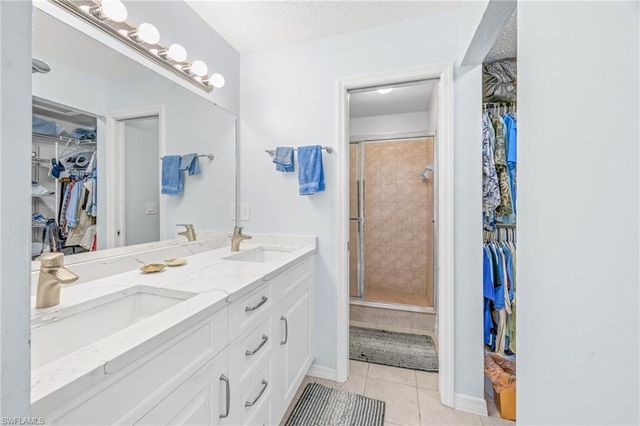 6486 Royal Woods DR, Fort Myers, FL 33908