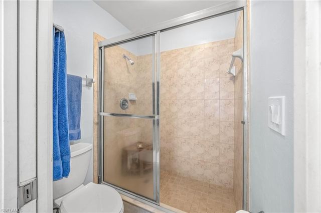 6486 Royal Woods DR, Fort Myers, FL 33908