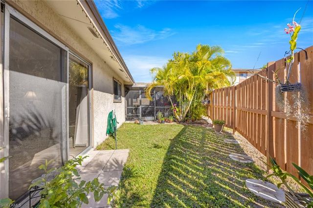 6486 Royal Woods DR, Fort Myers, FL 33908