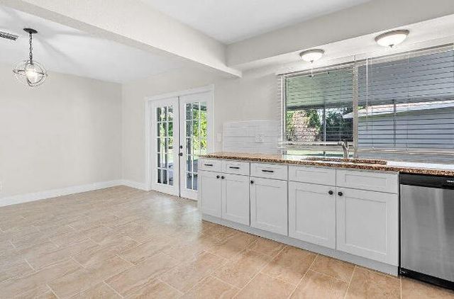 643 NW Grenada Street, Port St. Lucie, Port St Lucie, FL 34983