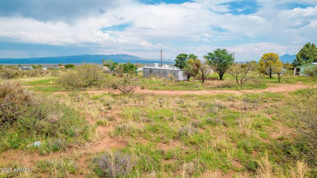 7900 S FAIRVIEW Place 7920, Hereford, AZ 85615