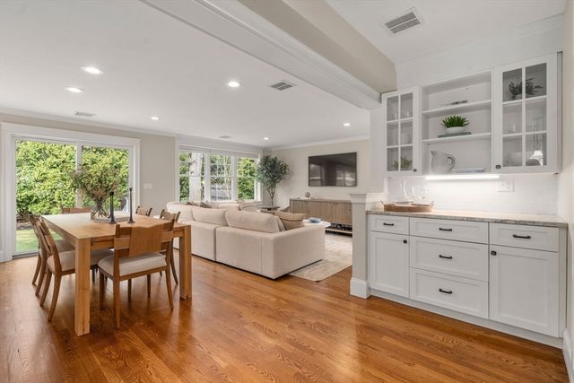 59 Greenwood Ave, Needham, MA 02492