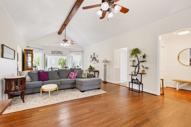 300 Chastain Hill Road, Taylors, SC 29687