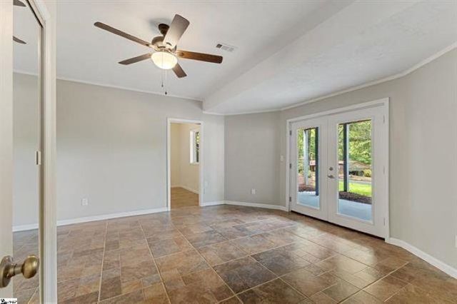 300 Chastain Hill Road, Taylors, SC 29687