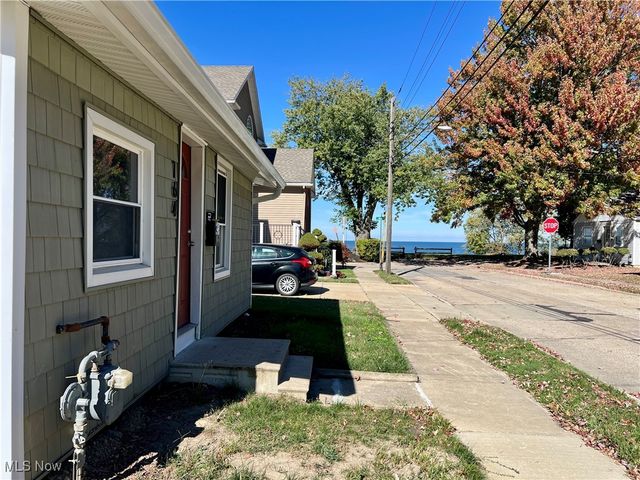 164 E 317th Street, Willowick, OH 44095