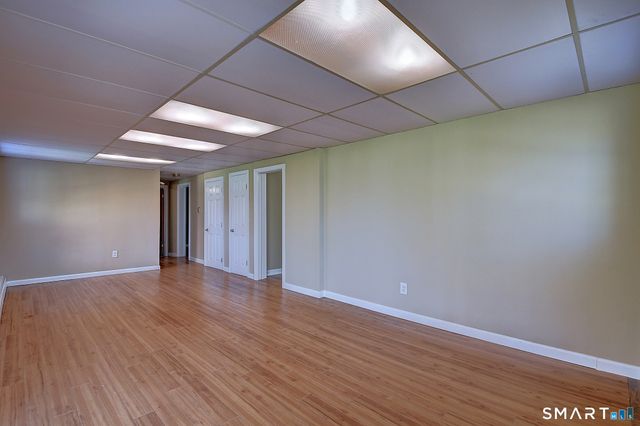 100 New Road, Tolland, CT 06084