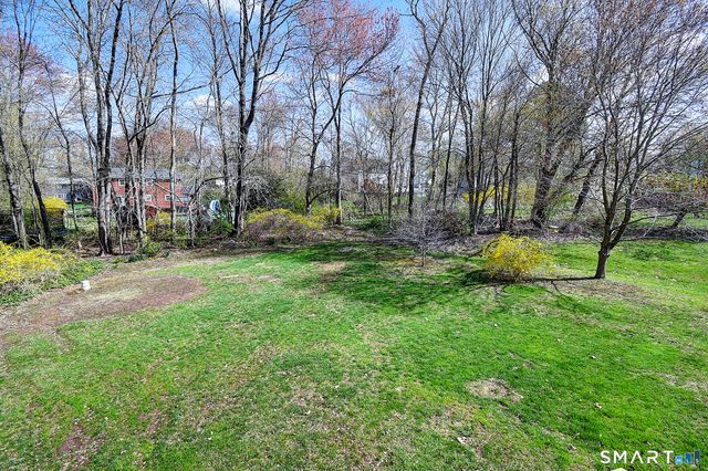 100 New Road, Tolland, CT 06084