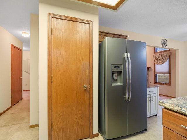 5104 Knollfield Place, Fort Wayne, IN 46809