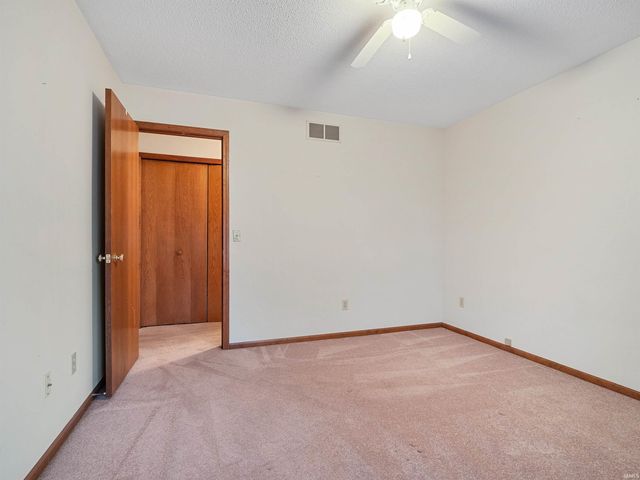 5104 Knollfield Place, Fort Wayne, IN 46809