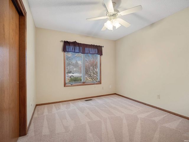 5104 Knollfield Place, Fort Wayne, IN 46809