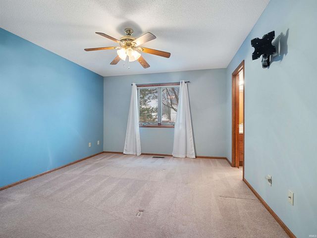 5104 Knollfield Place, Fort Wayne, IN 46809