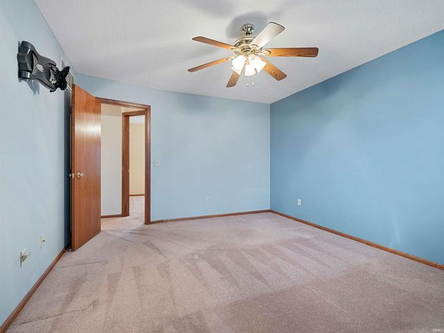 5104 Knollfield Place, Fort Wayne, IN 46809