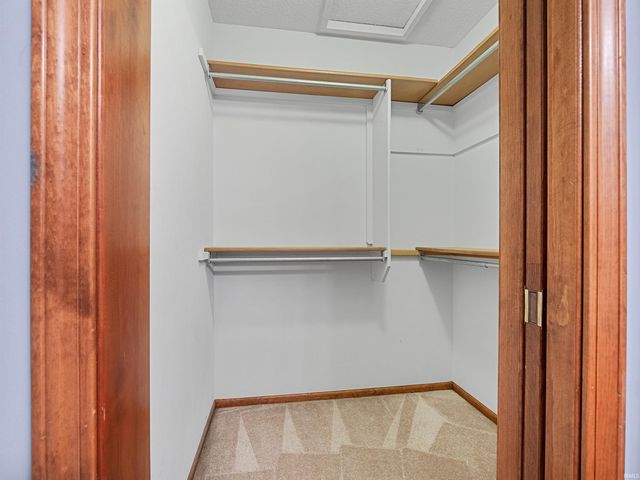 5104 Knollfield Place, Fort Wayne, IN 46809