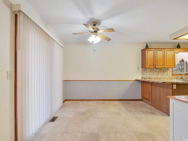 5104 Knollfield Place, Fort Wayne, IN 46809