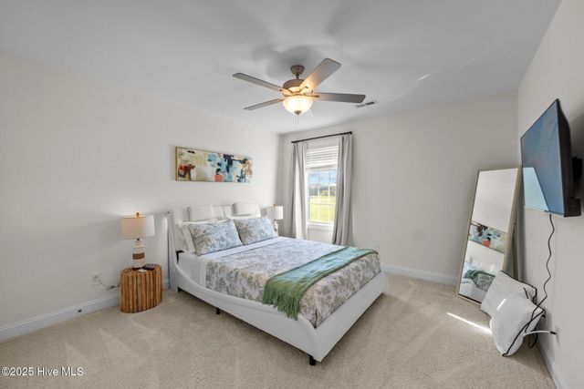 100 Leines Way B, Greenville, NC 27834