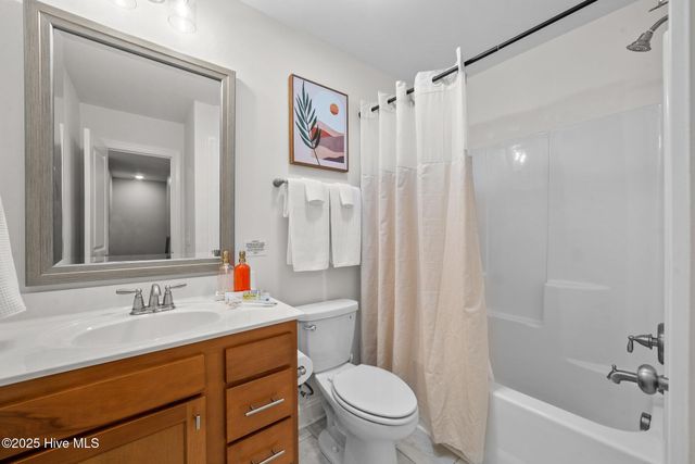 100 Leines Way B, Greenville, NC 27834