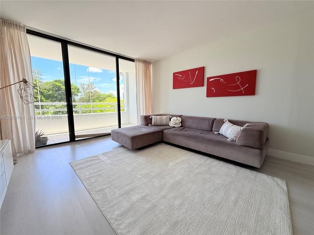20355 NE 34th Court 324, Aventura, FL 33180