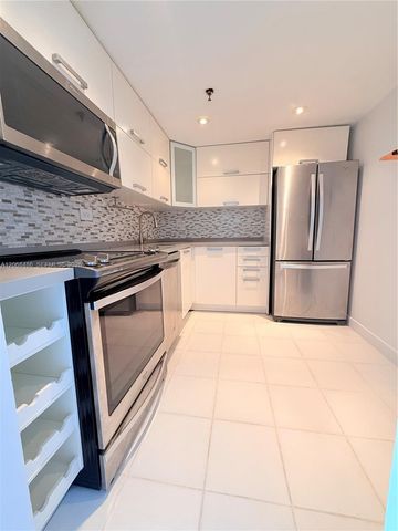 20355 NE 34th Court 324, Aventura, FL 33180