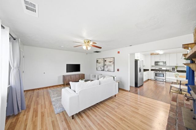 6515 W 4th St, Rio Linda, CA 95673
