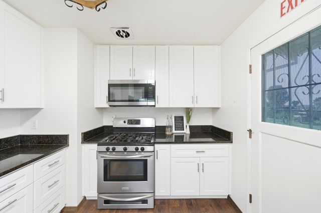 6515 W 4th St, Rio Linda, CA 95673