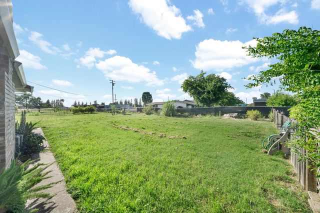 6515 W 4th St, Rio Linda, CA 95673