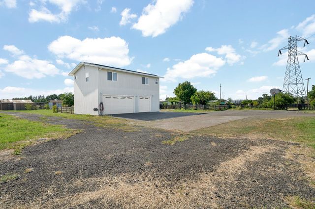 6515 W 4th St, Rio Linda, CA 95673