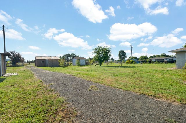 6515 W 4th St, Rio Linda, CA 95673
