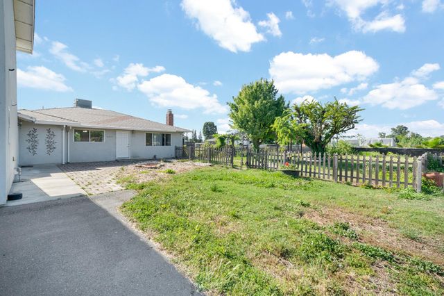 6515 W 4th St, Rio Linda, CA 95673