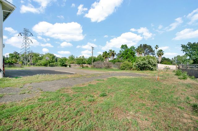 6515 W 4th St, Rio Linda, CA 95673