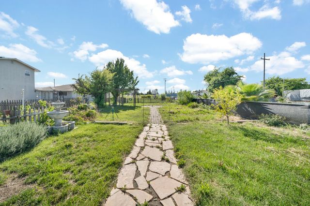 6515 W 4th St, Rio Linda, CA 95673