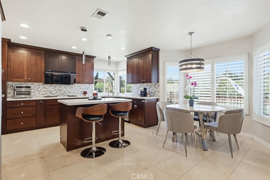 Image 10 of property listing at 24303 Rimford, Diamond Bar, CA 91765